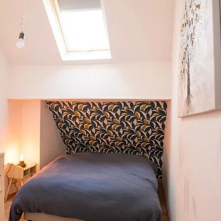 F2 Avec Sauna, Vue D'exception Place De La Mairie Appartement *